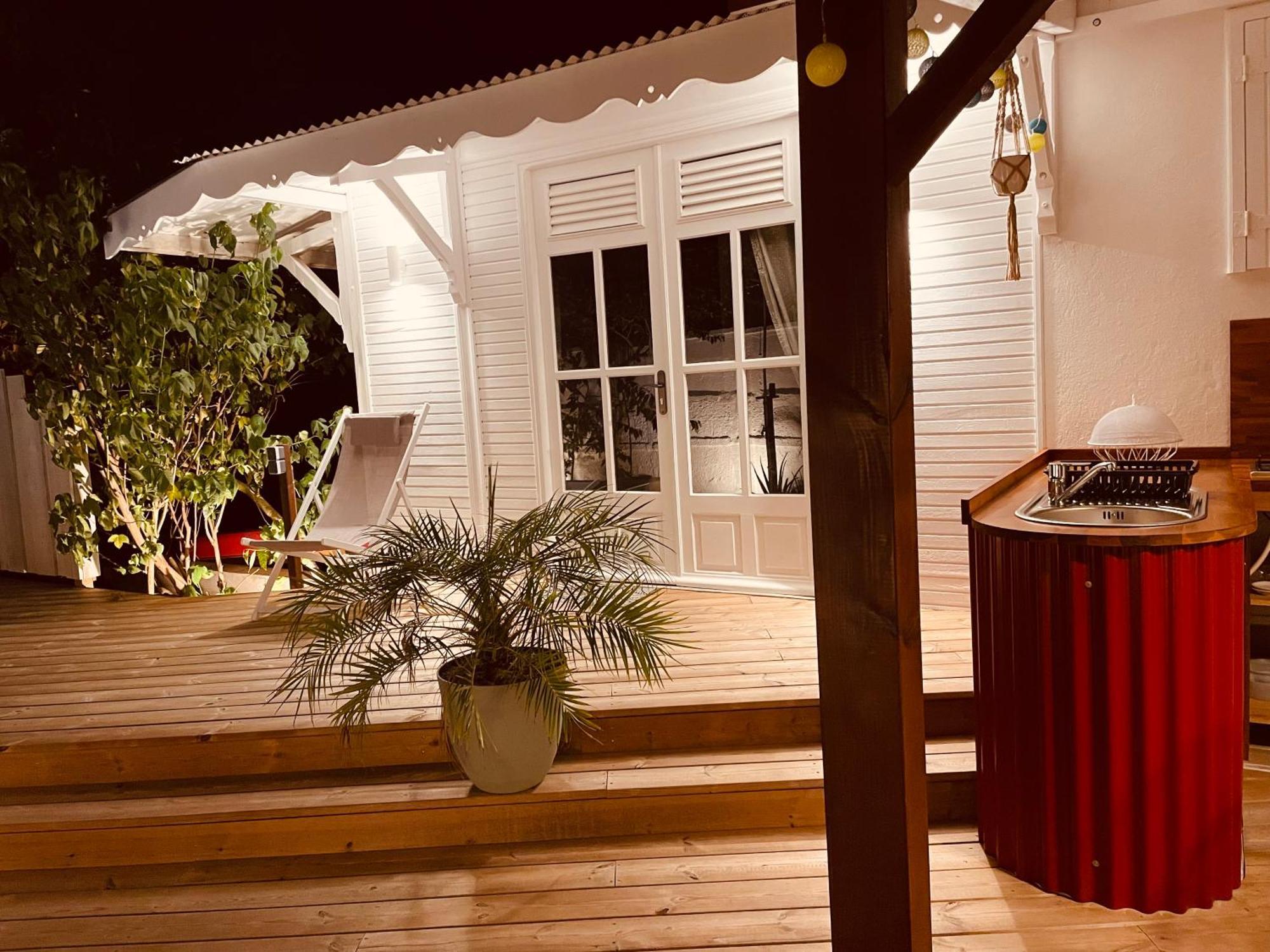 Les Coulirooms - Suite Avec Jacuzzi Et Grande Terrasse Sainte-Anne  Exterior foto