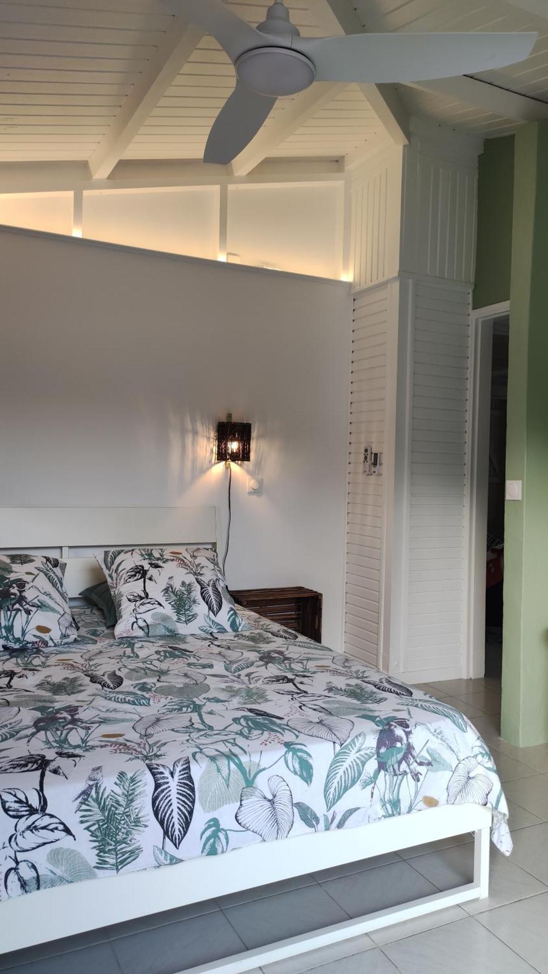 Les Coulirooms - Suite Avec Jacuzzi Et Grande Terrasse Sainte-Anne  Exterior foto